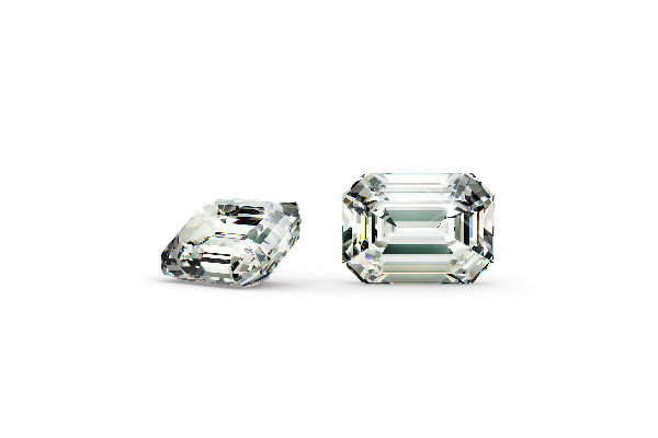 V027-90251: 0.95 ct emerald cut diamond